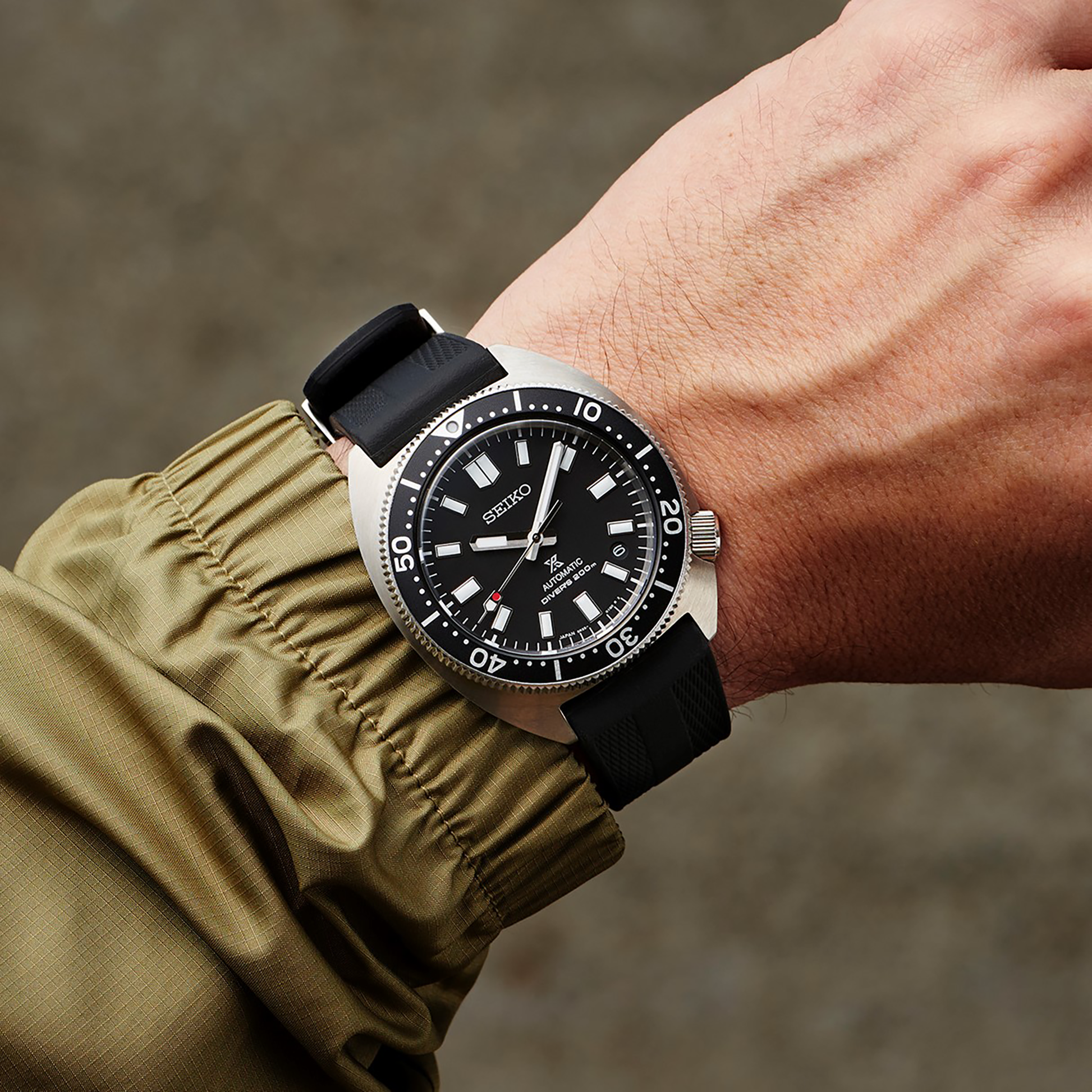 seiko-prospex-automatic-divers-watch-reinterpretation-spb317