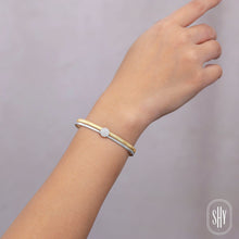 0-28ct-diamond-pave-circle-bangle B22001303ZS