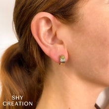 0-09ct-diamond-huggie-earring