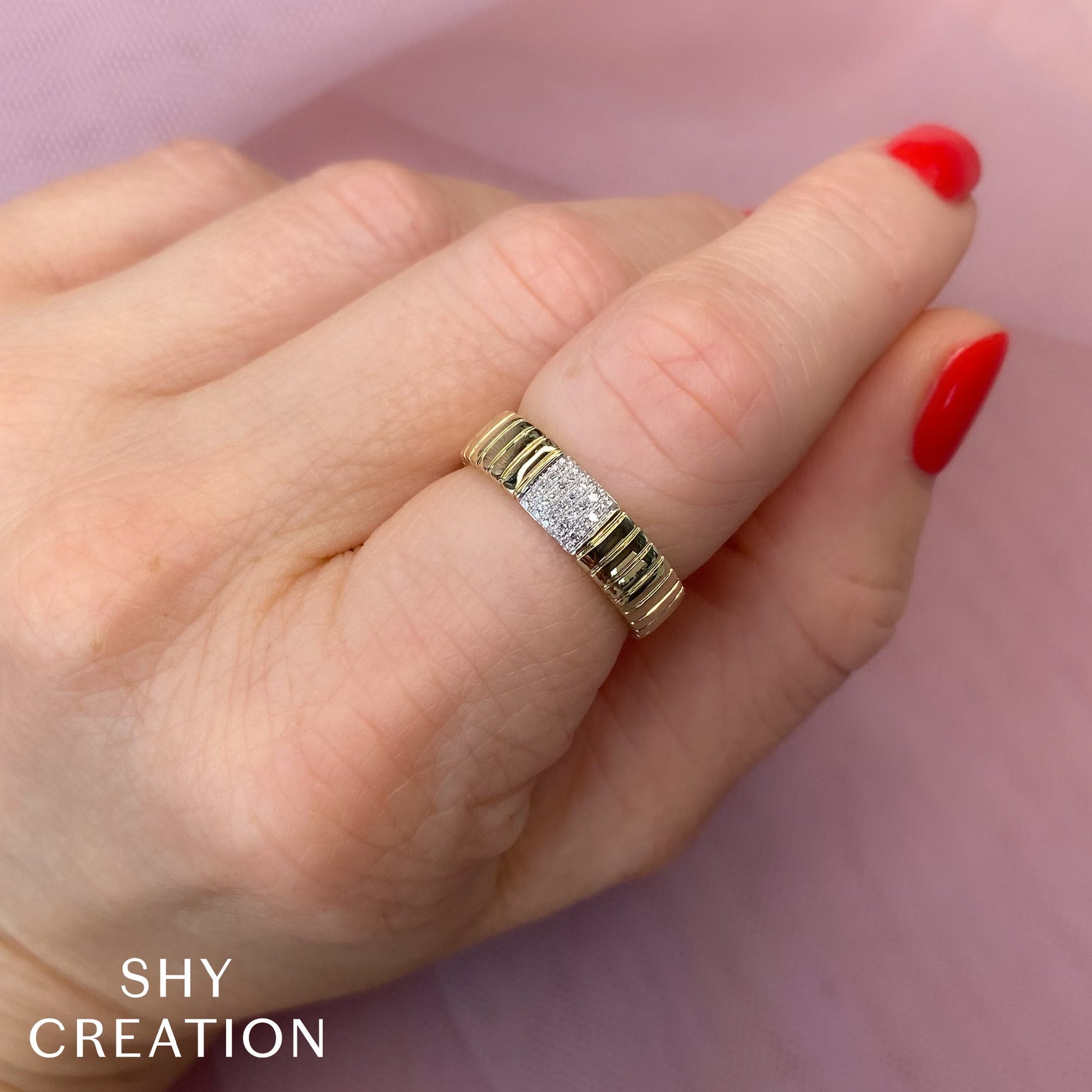 0-08ct-diamond-band-3