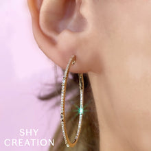 0-44ct-diamond-baguette-oval-hoop-earring