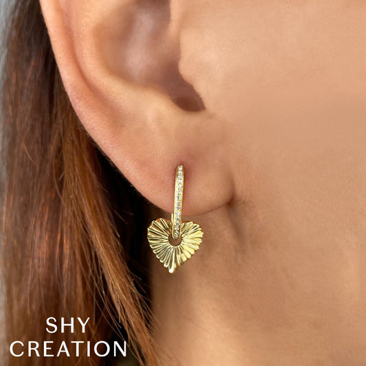 0-08ct-diamond-heart-earring