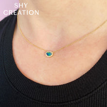 0-05ct-diamond-0-33ct-opal-necklace