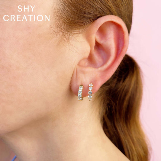 0-92ct-diamond-huggie-earring