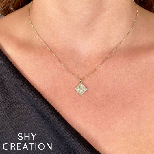 0-23ct-diamond-pave-clover-necklace