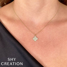 0-23ct-diamond-pave-clover-necklace