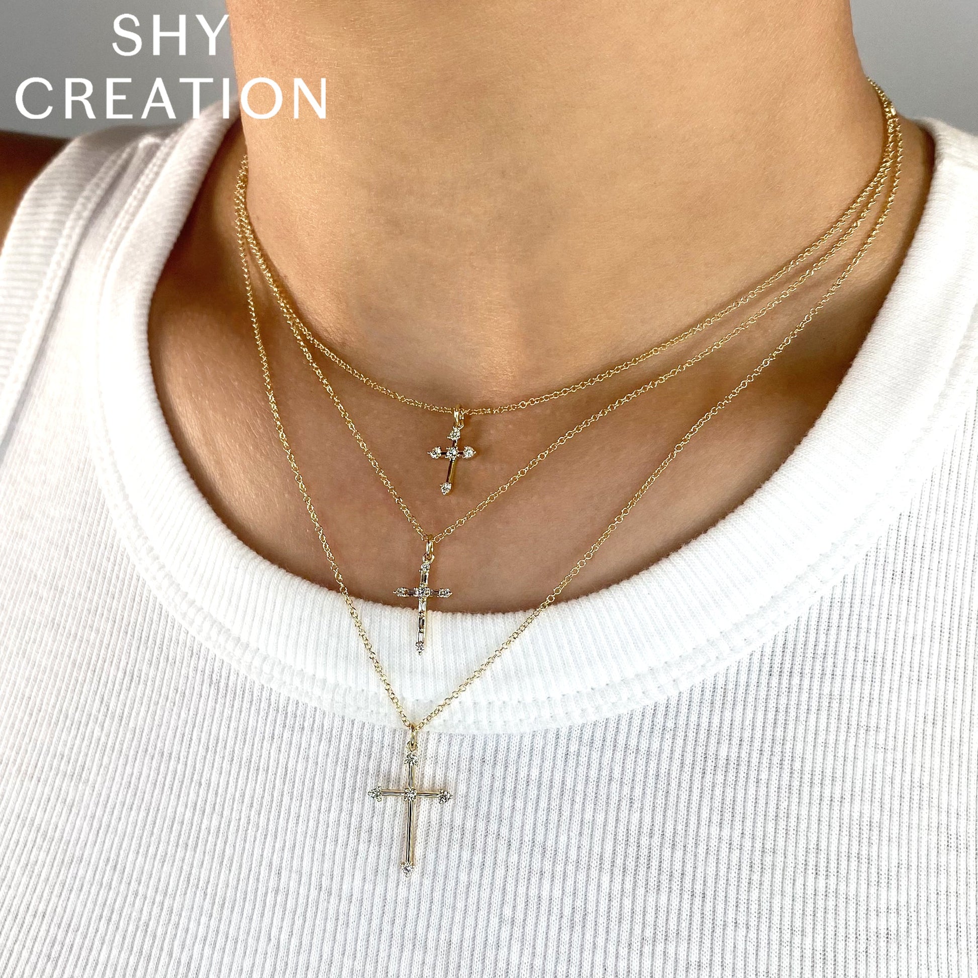 shy-creation-0-13ct-diamond-cross-necklace-sc55024185