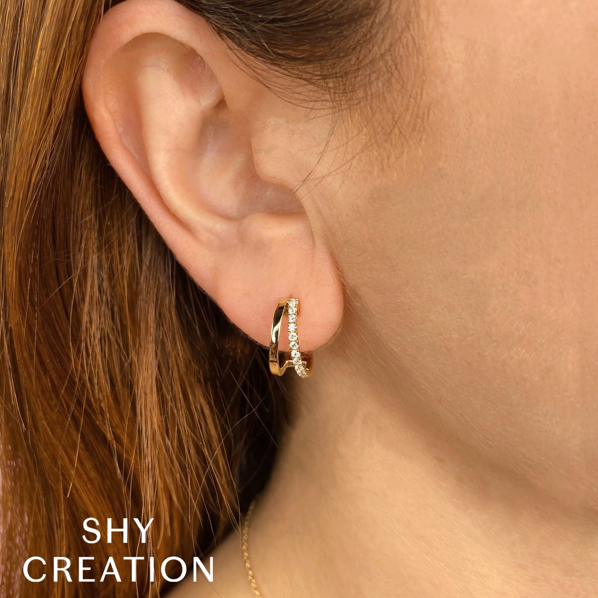 0-28ct-diamond-hoop-earring