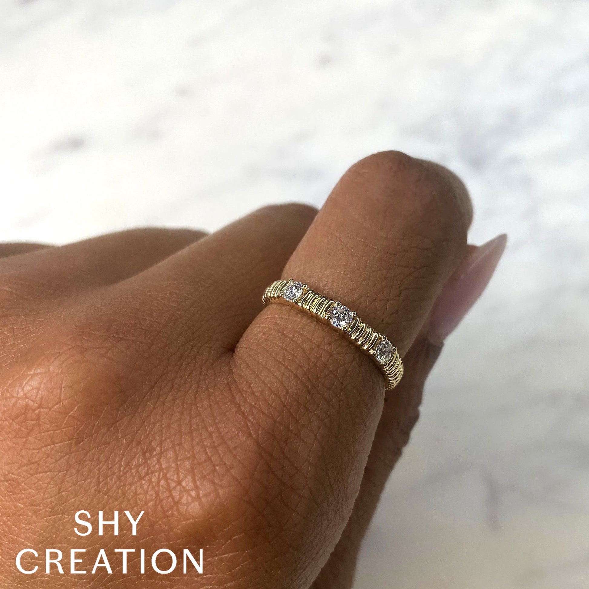 shy-creation-0-24ct-diamond-band-sc55025152
