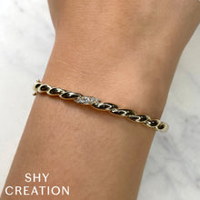 0-13ct-diamond-bangle