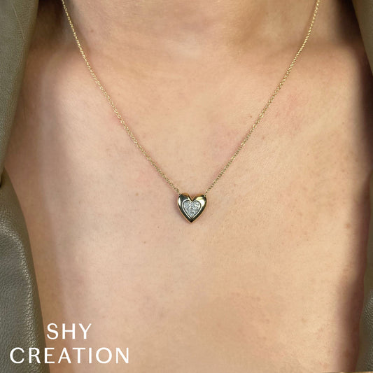 0-04ct-diamond-heart-necklace