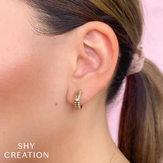 0-05ct-diamond-bezel-hoop-earring