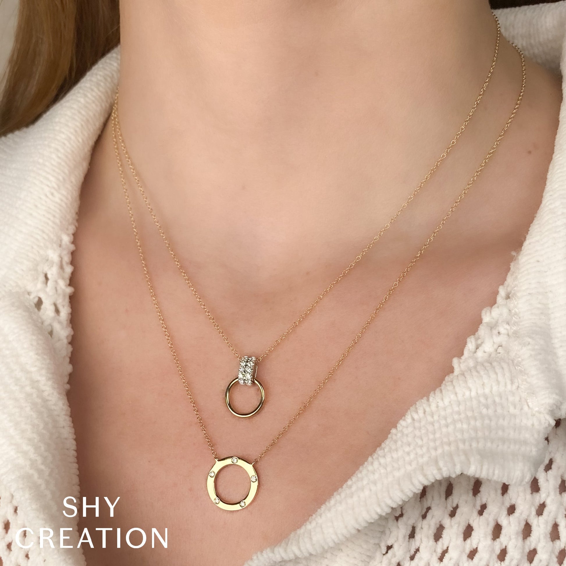 shy-creation-0-07ct-diamond-circle-necklace-sc55026069v2