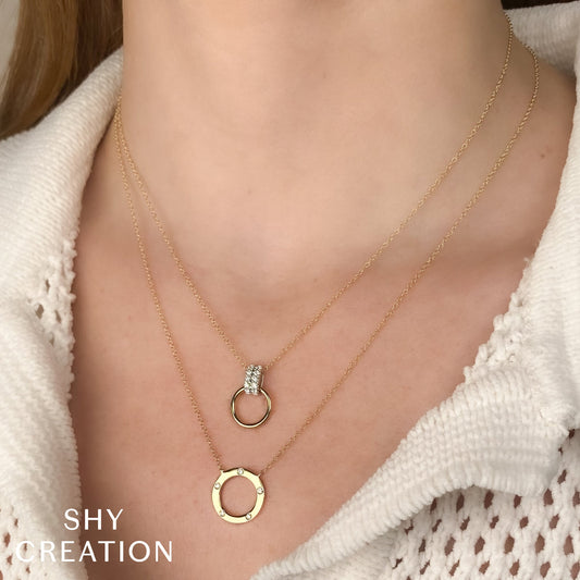 shy-creation-0-07ct-diamond-circle-necklace-sc55026069v2