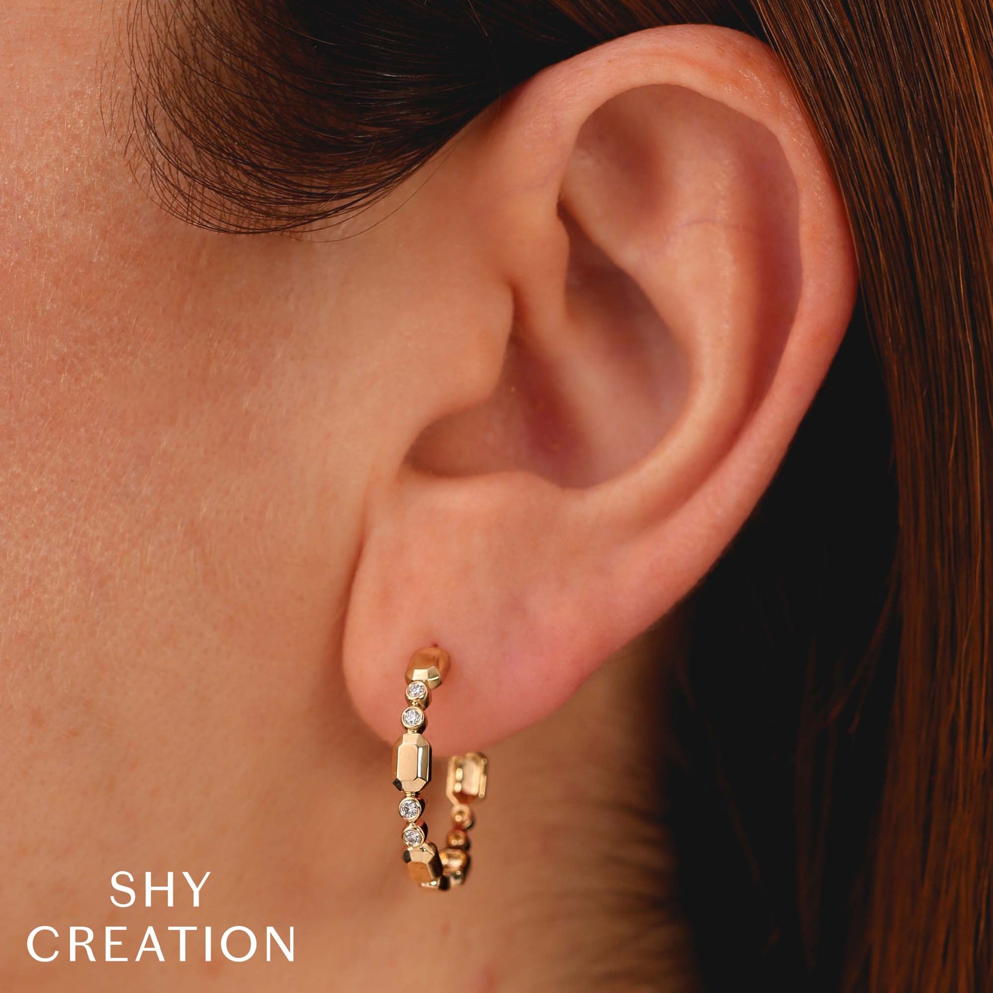 shy-creation-0-12ct-diamond-bezel-geo-cut-hoop-earring-sc55027191d0-85