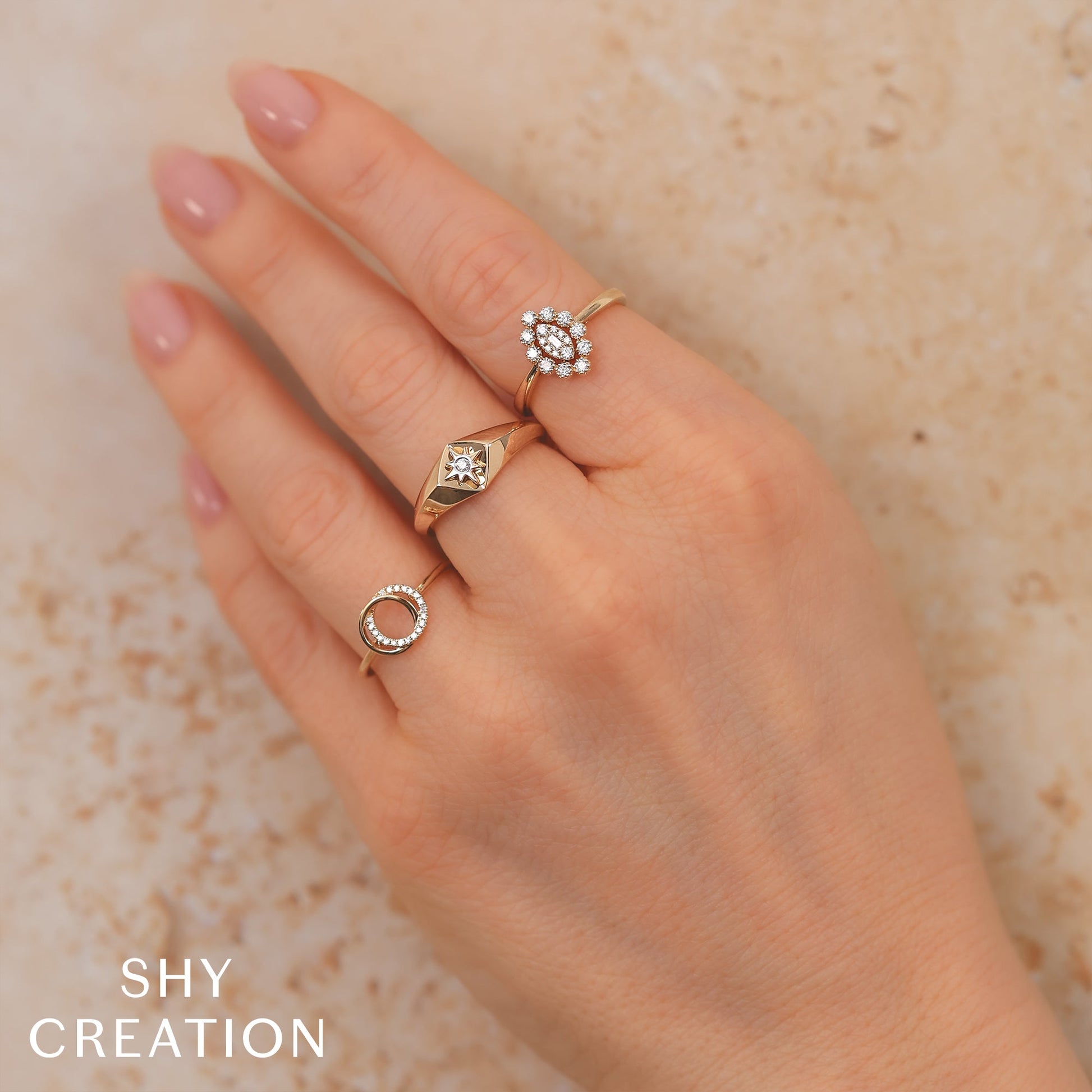 shy-creation-0-07ct-diamond-love-knot-circle-ring-sc55027232