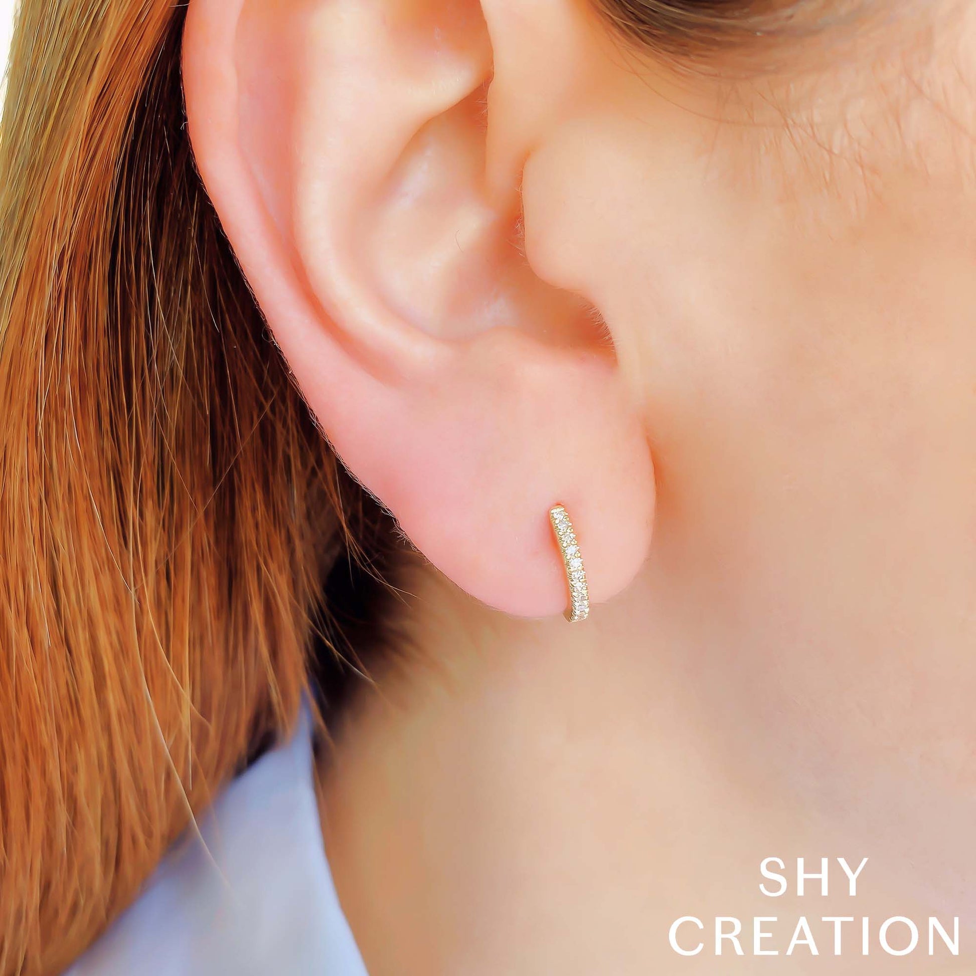0-07-ct-classic-diamond-huggie-earrings-small-2