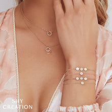 shy-creation-0-05ct-diamond-pave-circle-bracelet-sc55002974