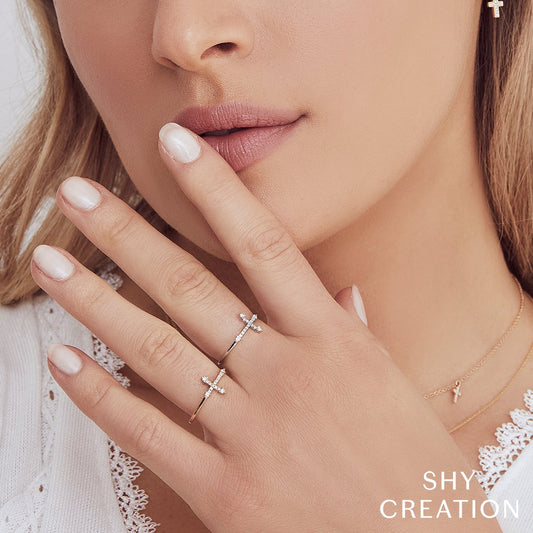 shy-creation-0-09ct-diamond-cross-ring-sc55008654