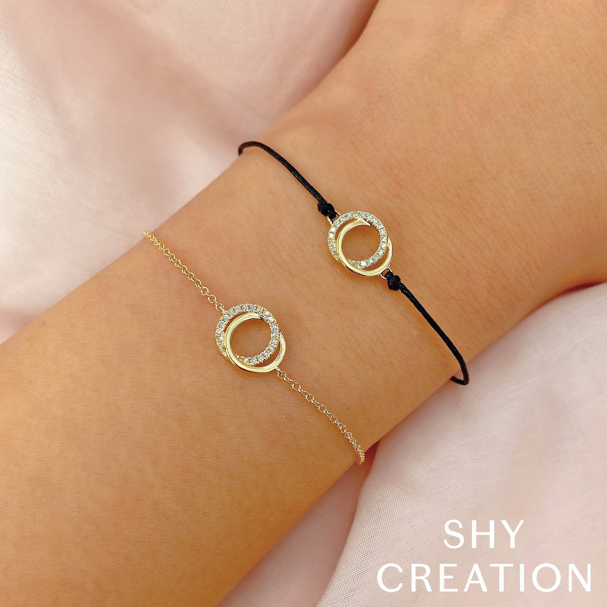 0-07ct-diamond-love-knot-circle-bracelet-1