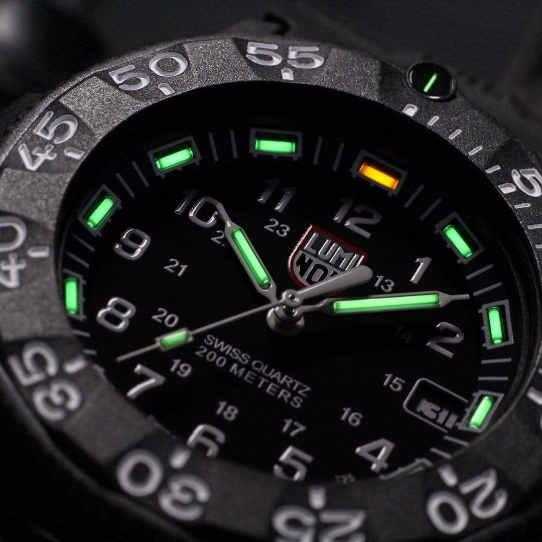 original-navy-seal-dive-watch-43-mm-xs-3001-f