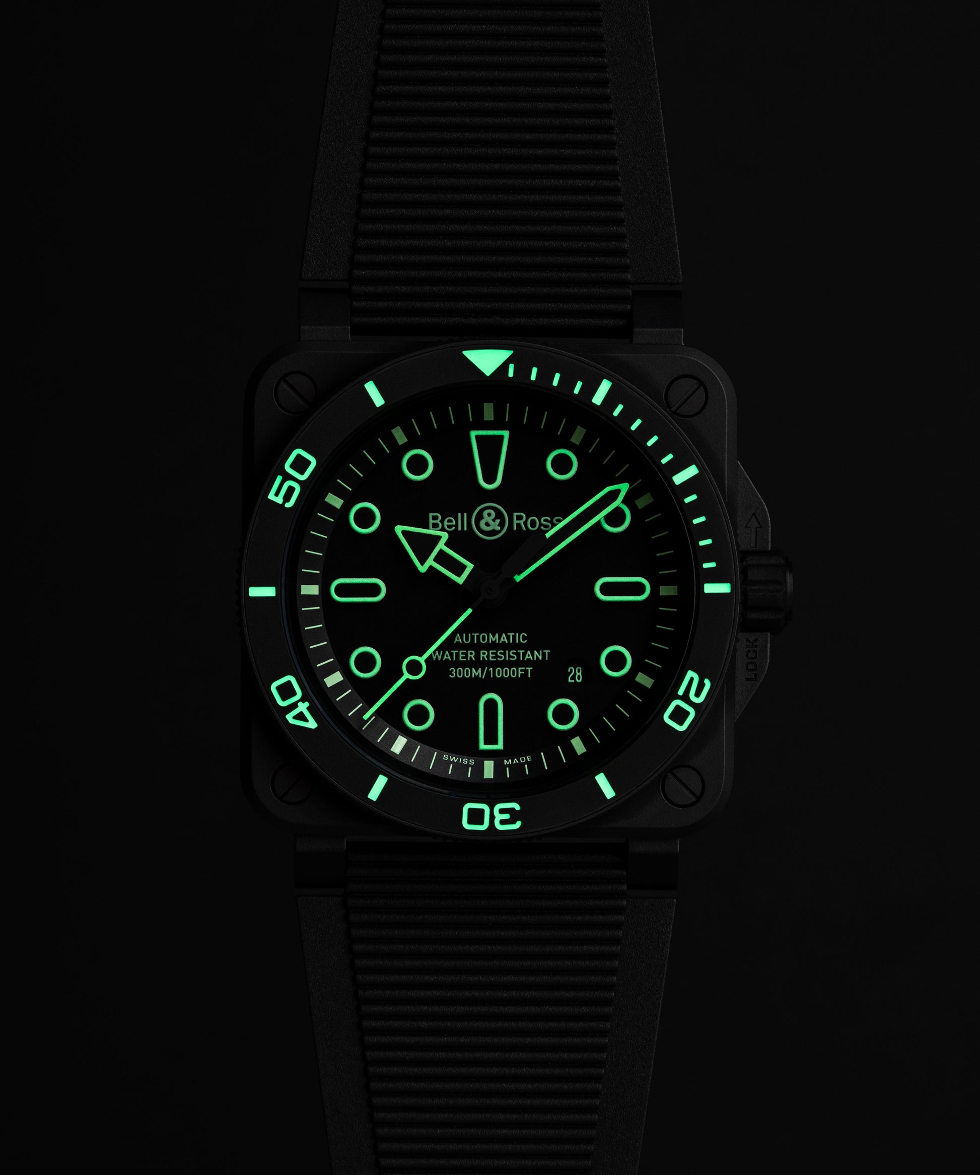 Bell & Ross BR-03 Diver Lum Outline 42 MM BR05A-S-GR-ST/SST