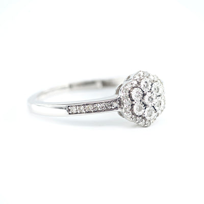 Round Diamond Engagement Ring 4690053