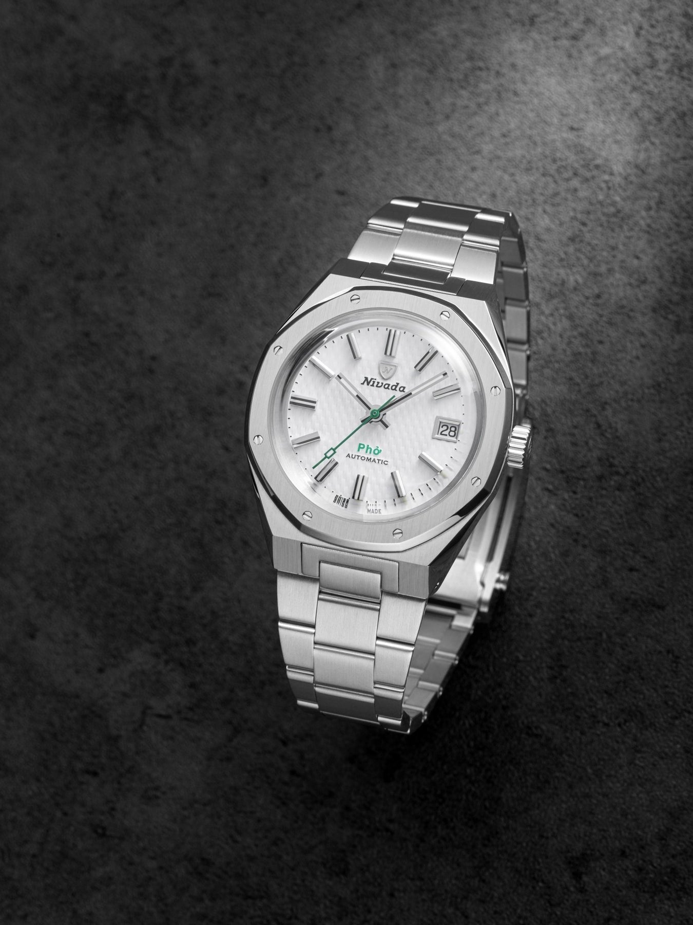 Nivada Bold reinterpretation of the iconic watch F77 PHO