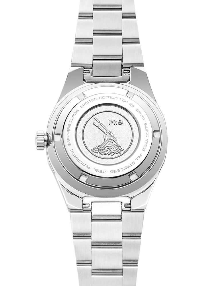 Nivada Bold reinterpretation of the iconic watch F77 PHO