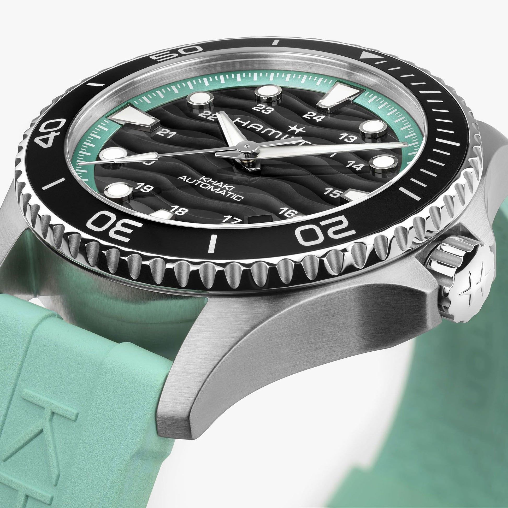Hamilton Khaki Navy Scuba 40mm H82415331