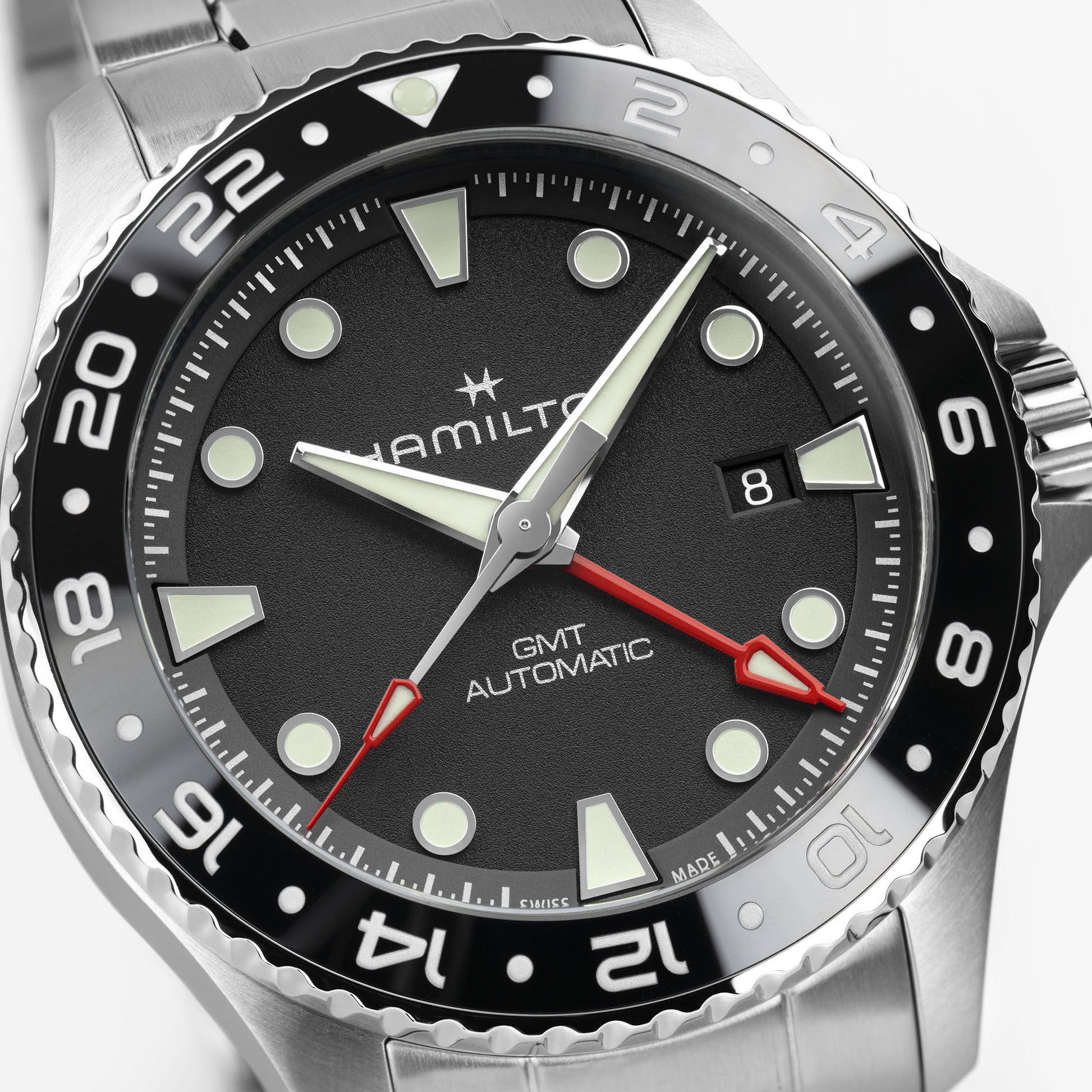 Khaki Navy Scuba Auto GMT 43mm H82555130