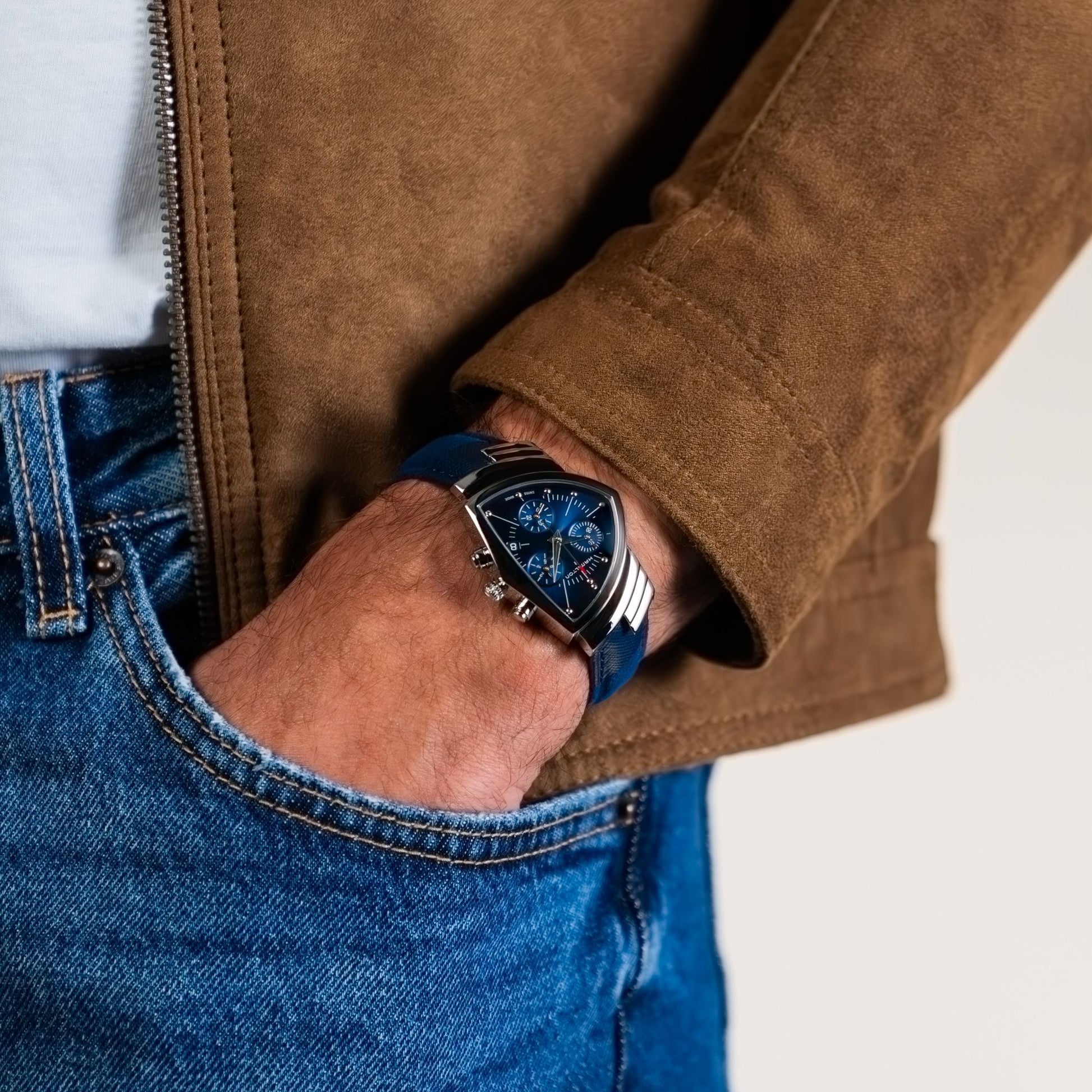 Hamilton Ventura Chrono Quartz H24432941