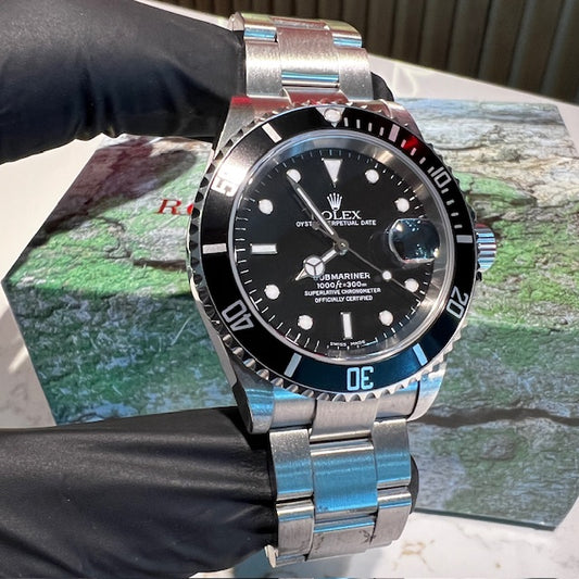 ROLEX SUBMARINER DATE 16610