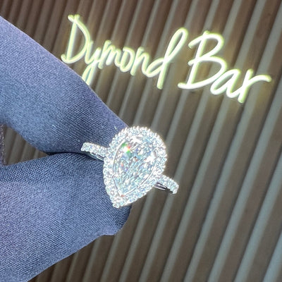 Pear Shaped Diamond Ring 4690130