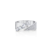 montage-diamond-split-band-with-pave