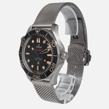 Omega Seamaster Diver 300M James Bond 007 Men's Watch 210.90.42.20.01.001