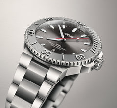 Oris Aquis Date Relief Automatic Watch 01 733 7789 4153-07 8 23 04PEB