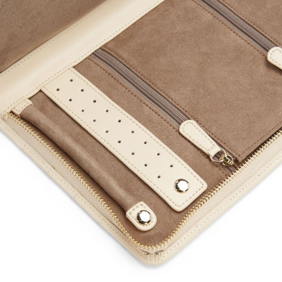 caroline-large-jewelry-portfolio
