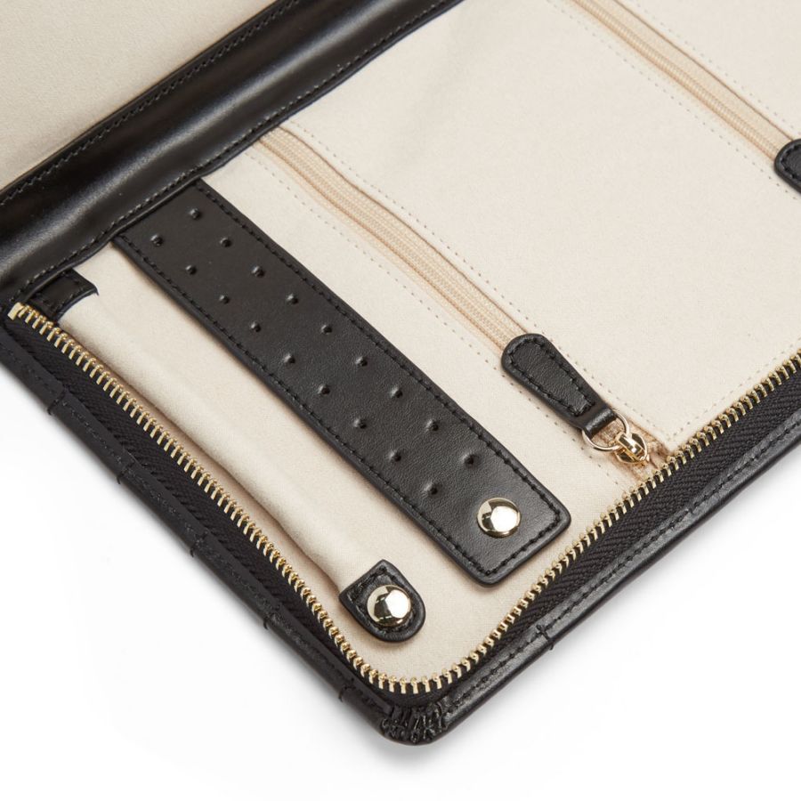 caroline-large-jewelry-portfolio