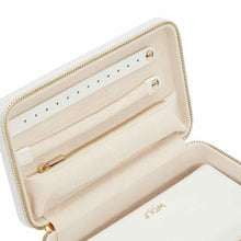 maria-medium-zip-case