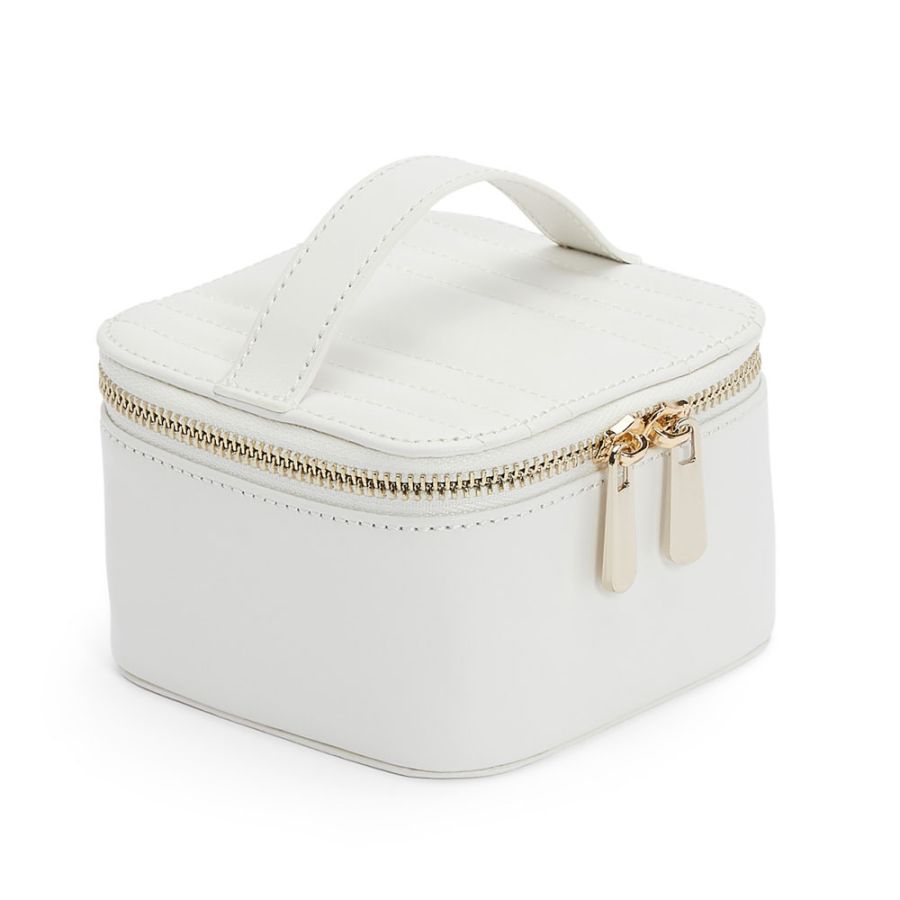 maria-zip-jewelry-cube
