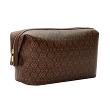 signature-washbag