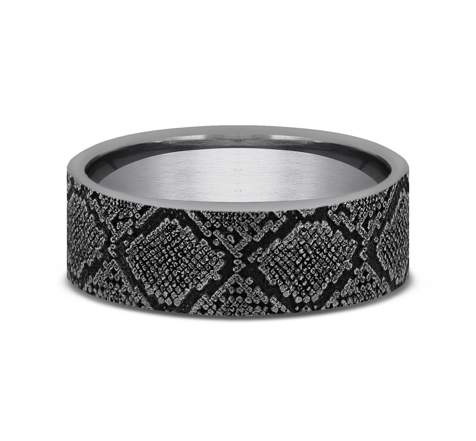 benchmark-the-diamondback-ring