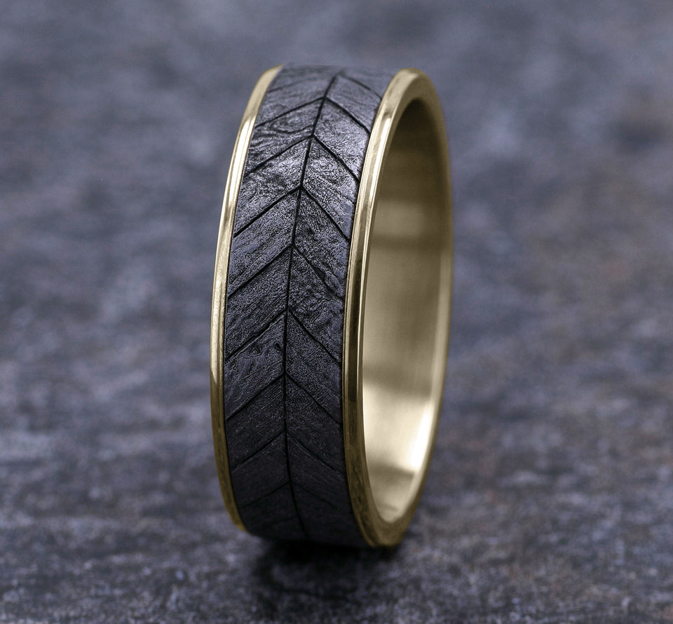 benchmark-the-chevron-14k-gold-ring