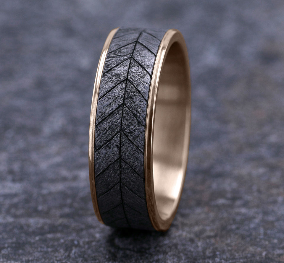 benchmark-the-chevron-14k-gold-ring