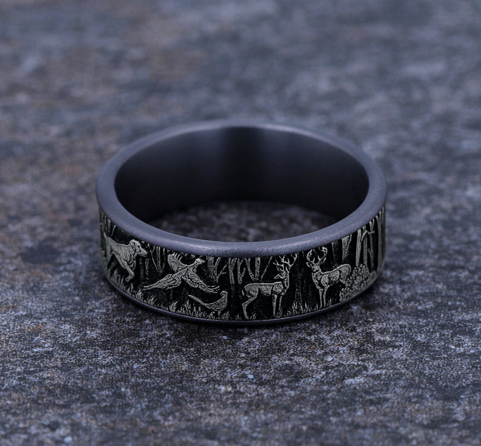 benchmark-the-huntsman-ring