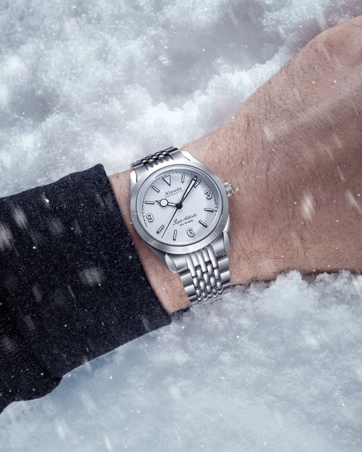 Nivada Super Antarctic White 3.6.9 - White Luminova 32067A04