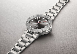 Oris Aquis Date Relief Automatic Watch 01 733 7789 4153-07 8 23 04PEB